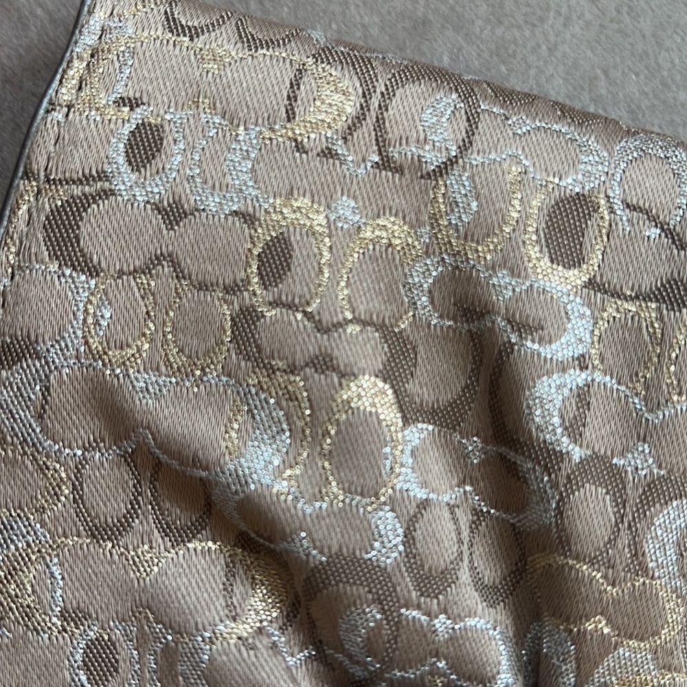 *Coach* Convertible WOC Crossbody Metallic Signature Wallet EUC - Picture 5 of 15